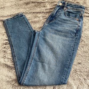 American Eagle Mom Jeans